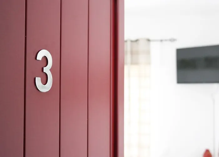 بيت ضيافة Easy4stay 4*